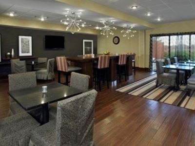 Hampton Ashtabula 3*